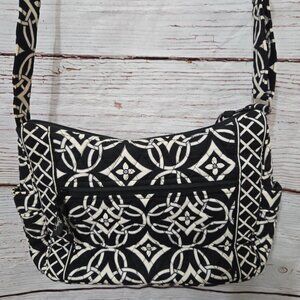 #201 Vera Bradley Canterberry Black Crossbody Bag – Quilted – Adj. Strap (EUC)